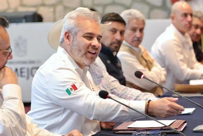 Firma Bedolla convenio para la tecnificación del distrito de riego 020 Morelia-Queréndaro