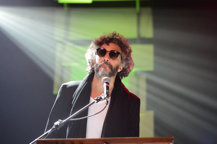 Fito Páez anuncia concierto gratuito en el Zócalo de CDMX para 2025