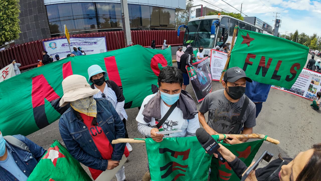 FNLS denuncia presunta represión y exige mantener plantón en Plaza Melchor Ocampo