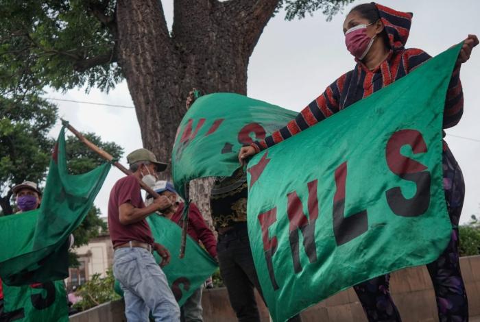 FNLS denuncia presuntas amenazas durante manifestación en Plaza Ocampo