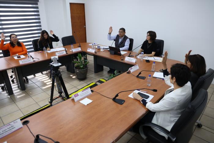 Fortalece IEM su estructura profesional con la incorporación de plaza del SPEN