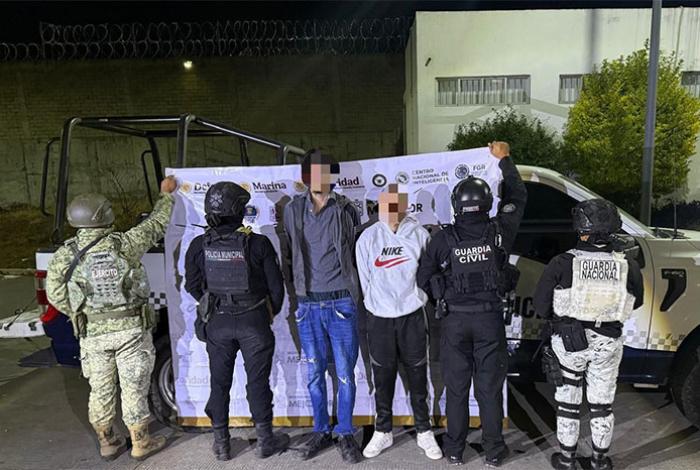 Fuerzas de seguridad detienen a 3 hombres en Zamora y Jacona; aseguran arma de fuego y droga