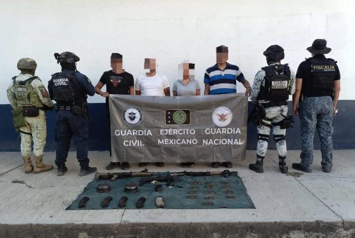 Fuerzas federales capturan a “El Buho” y “El Cucú”, una mujer y un menor de edad en Múgica