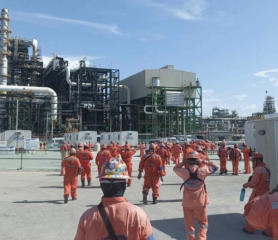 Fuga de gas en la refinería Deer Park, en EU, deja 2 muertos