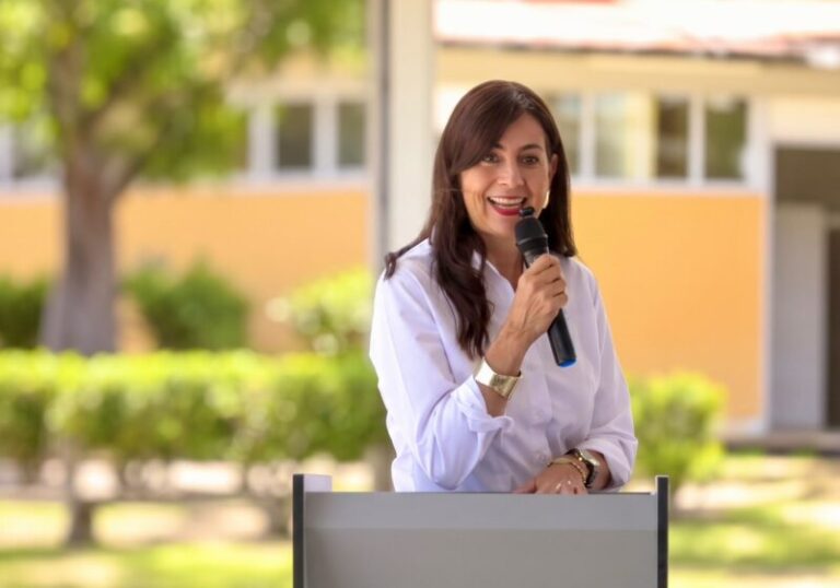 Gaby Molina alinea planes prioritarios de la 4T