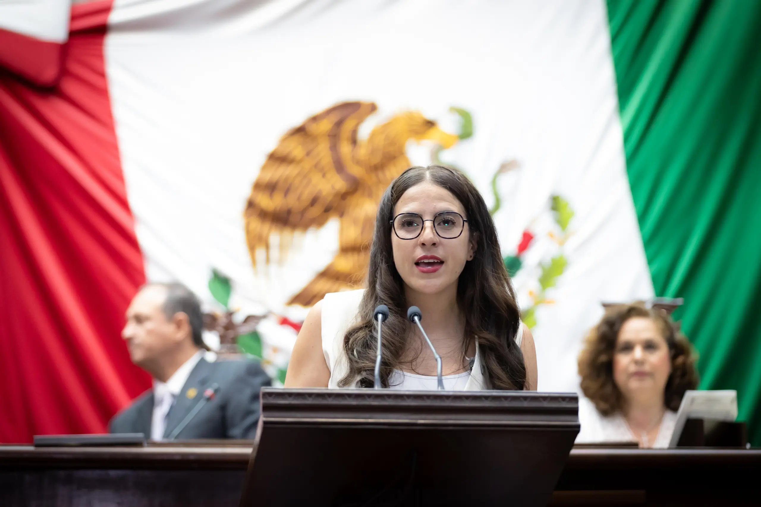 Giulianna Bugarini propone penalizar rastreo sin consentimiento