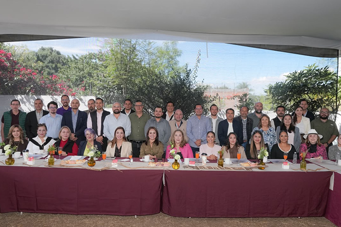 Gladyz Butanda construye agenda con empresarios de Morelia