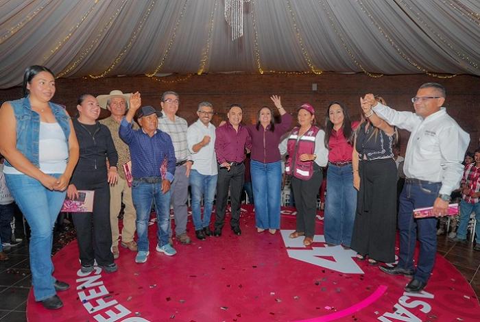 Gladyz Butanda se posiciona en Tarímbaro como una mujer de Morena y de territorio