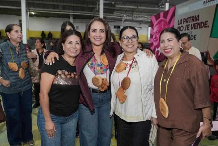 Gladyz Butanda suma al autogobierno de Sicuicho a defender la transformación