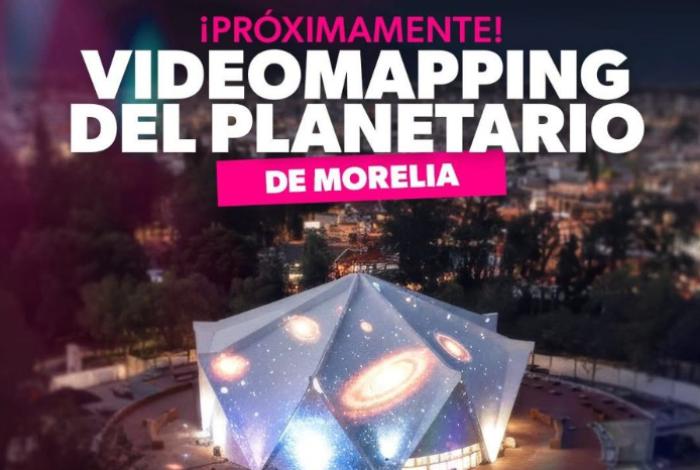  Gladyz Butanda supervisa pruebas para videomapping del Planetario de Morelia