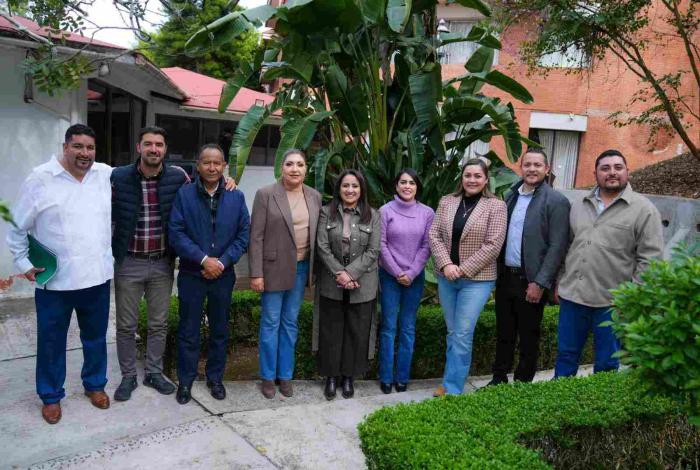 Gladyz Butanda teje puentes institucionales con alcaldes de Michoacán