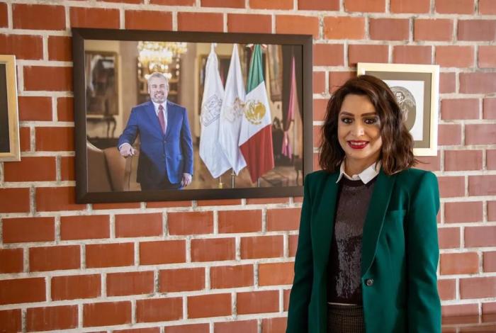 Gloria López Mercado hace historia como primera rectora de la Ucemich