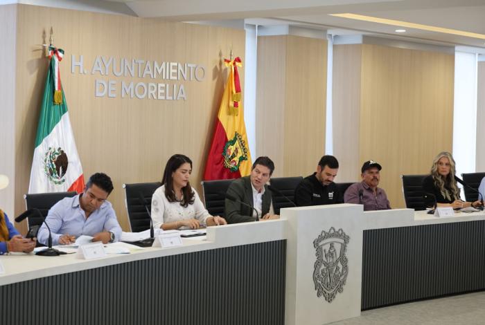 Gobierno de Alfonso Martínez da certeza jurídica a vecinos de El Terrero