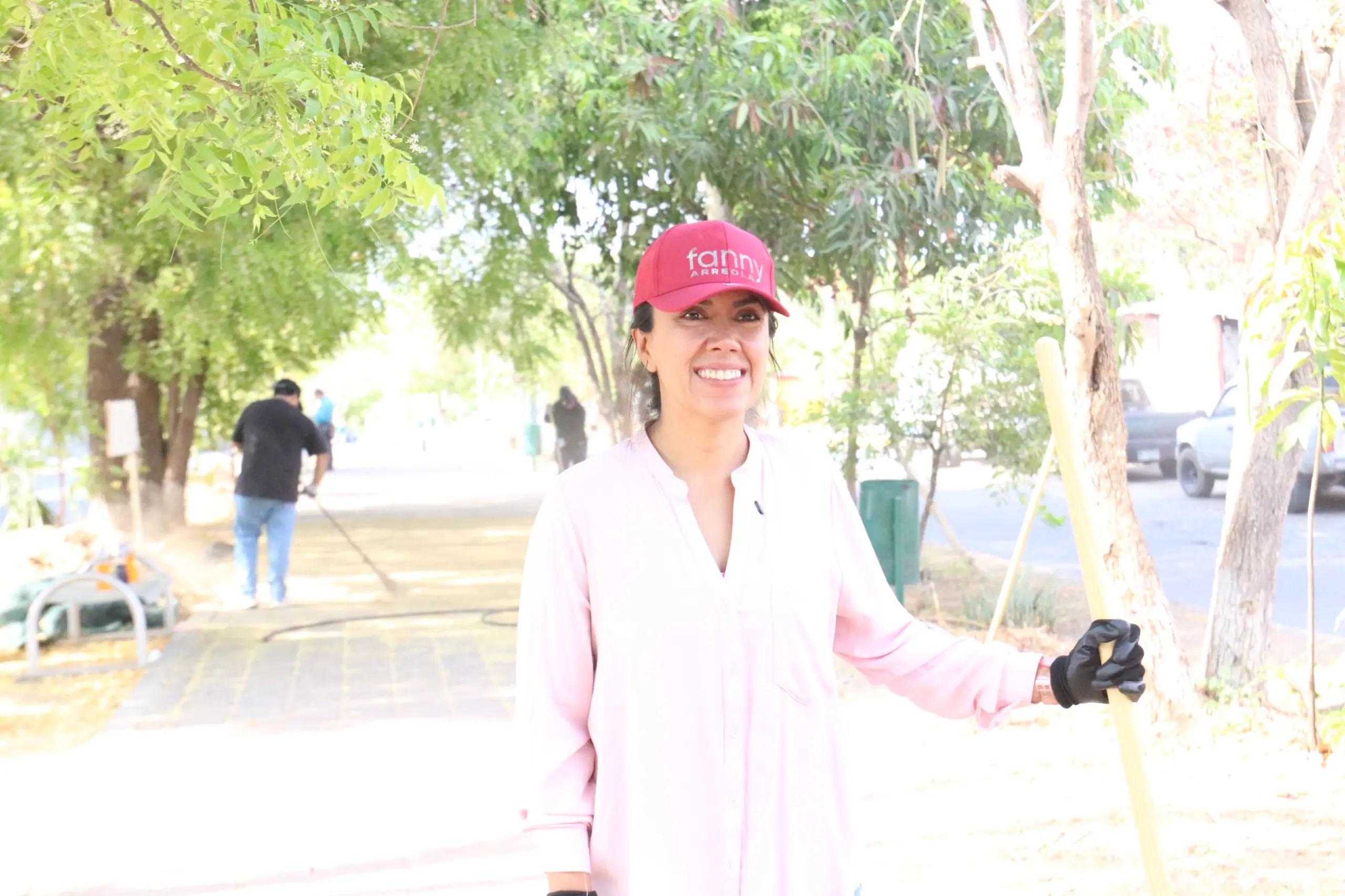 Gobierno de Apatzingán invita a la ciudadanía a sumarse a la campaña “Adopta un camellón”.