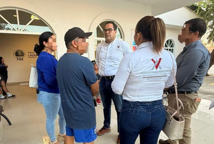 Gobierno de Michoacán apoya a familiares de maestras víctimas en LC