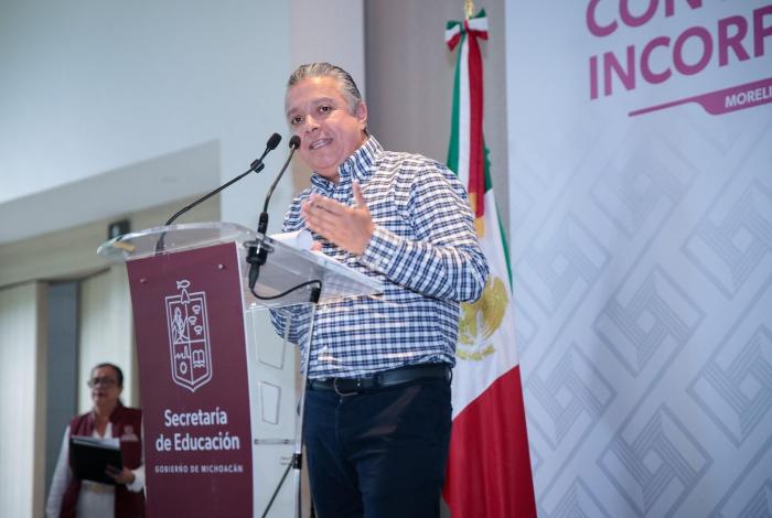 Gobierno de Michoacán cumple con pago puntual de aguinaldos y prestaciones a empleados: Luis Navarro