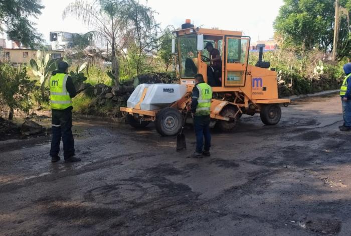 Gobierno de Morelia mantiene labores de bacheo en distintos puntos del municipio