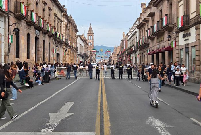 Gobierno de Morelia mantiene dispositivo de orden en el Centro Histórico