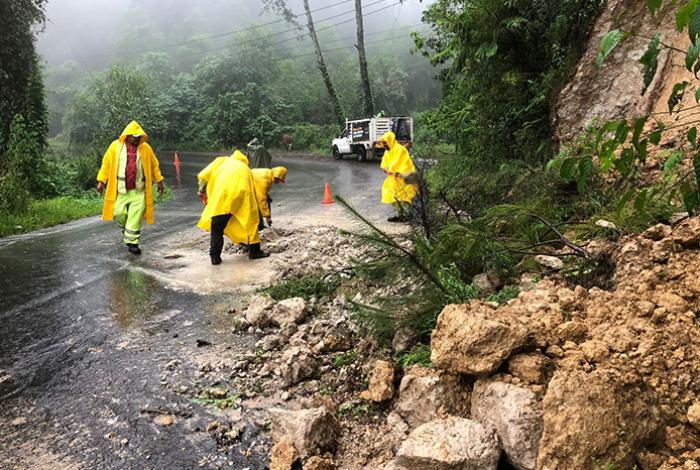 Gobierno estatal tiene protocolo de atención a carreteras en temporada de lluvias: SCOP