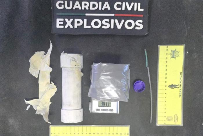 Guardia Civil desactiva explosivos caseros en protesta de normalistas
