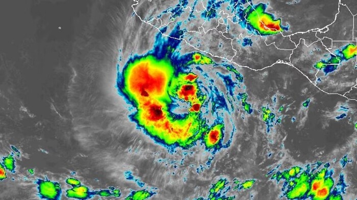 Guerrero y Michoacán en alerta por posible formación de nuevo ciclón tropical