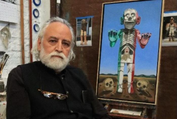 Gustavo Monroy despliega su “Tzompantli”, obra que representa el feminicidio, la violencia y el pasado prehispánico