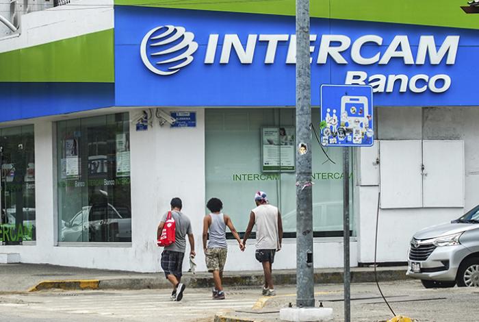Hacienda podría levantar intervenciones a CI Banco, Intercam y Vector, vetados por EUA