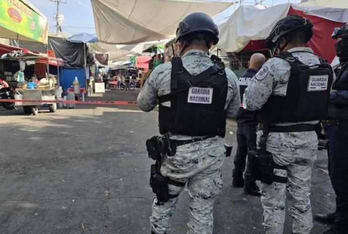 Hallan a un hombre asesinado con impactos de bala en el Mercado Hidalgo de Zamora, Michoacán