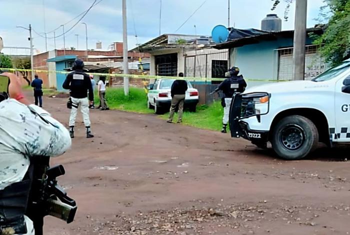 Hallan a un hombre sin vida y con huellas de violencia en una casa de Uruapan