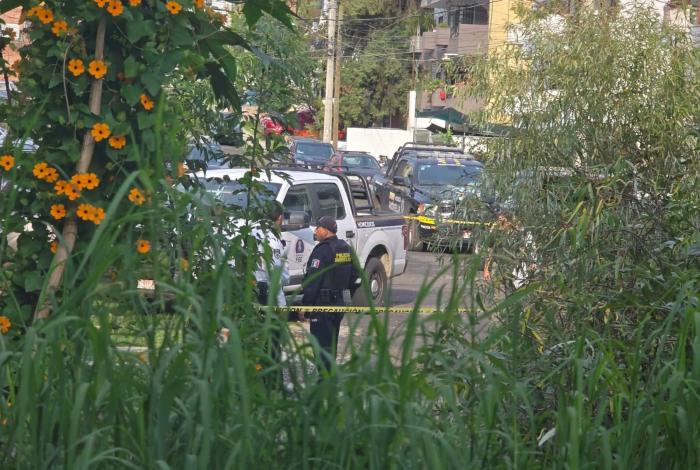 Hallan cuerpo de una persona en río de aguas negras de Balcones de Morelia