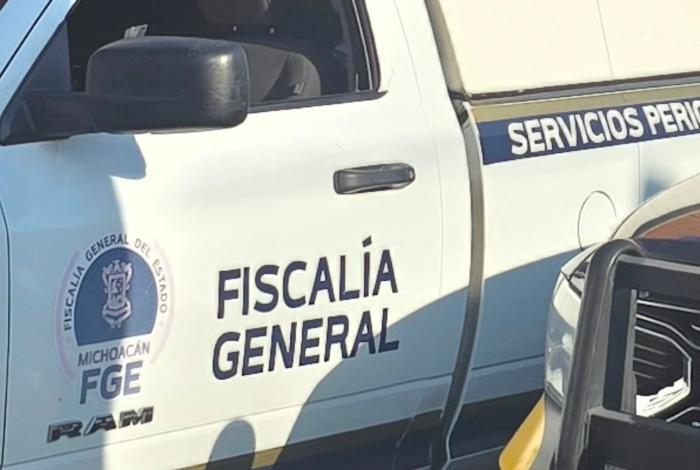 Hallan muerto a hombre afuera de la Clínica IMSS 80, en el Centro Histórico de Morelia