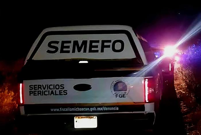 Hallan otro cadáver “encobijado” en zona rural de Apatzingán