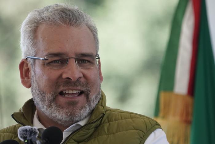 Hay alcaldes detrás de bloqueos carreteros, denuncia Bedolla