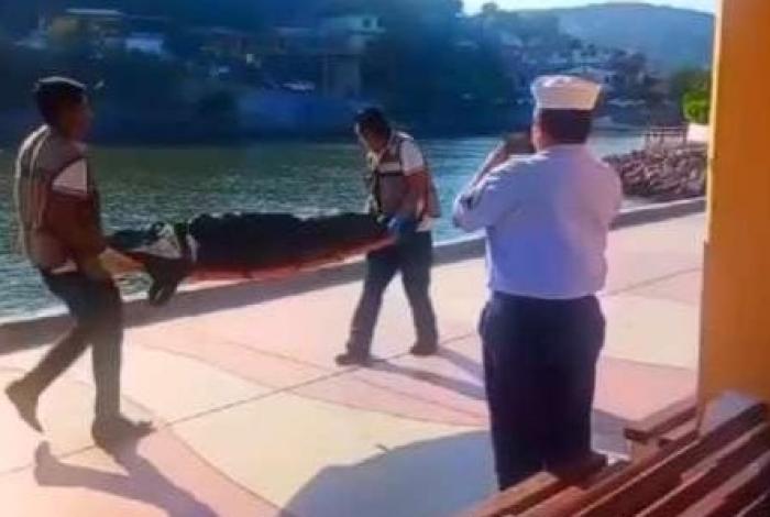 Héroe del oleaje; rescata a su amiga y desaparece en el Pacífico