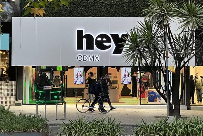Hey Banco abre brazo tecnológico para vender IA, tesorería y pagos en México y LatAm