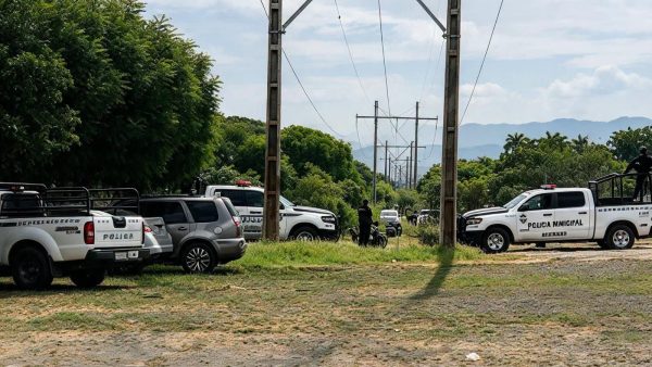 Hieren con arma de fuego a joven frente al Panteón Municipal de Apatzingán