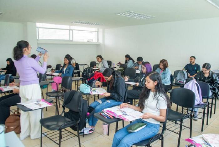  Histórico crecimiento de matrícula en Idiomas durante la gestión de Yarabí Ávila