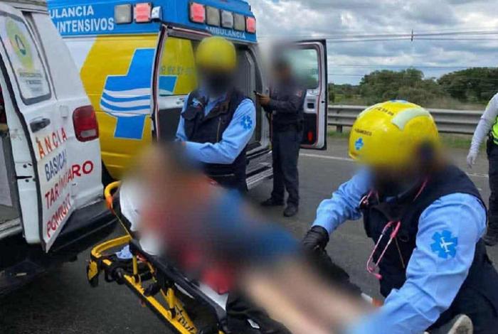 Hombre es atropellado por tráiler en la autopista Pátzcuaro-Cuitzeo