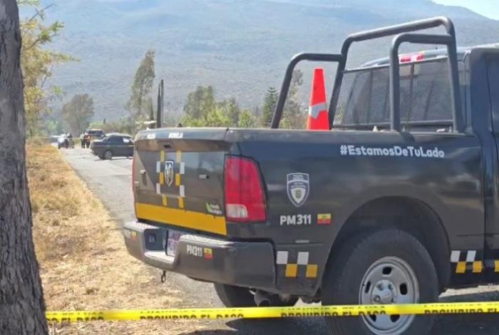Hombre pierde la vida tras volcadura en Tacícuaro; viajaba con una menor y una mujer