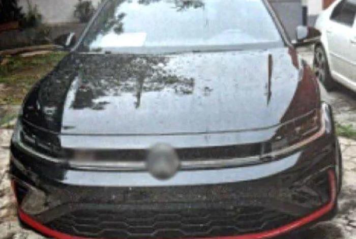 Hombre procesado por llevar metanfetamina y dólares en Uruapan
