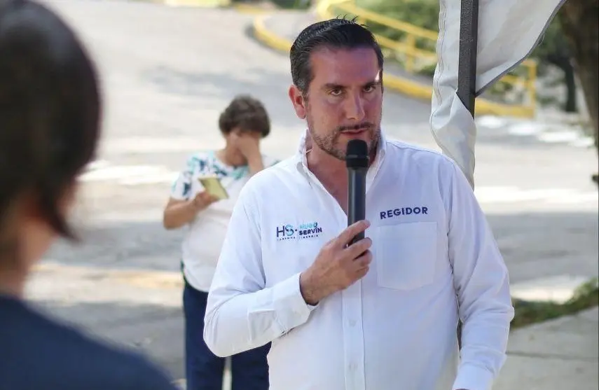 Huber Hugo Servin Beneficia a 70 Familias con su Casa de Acción Social Móvil.