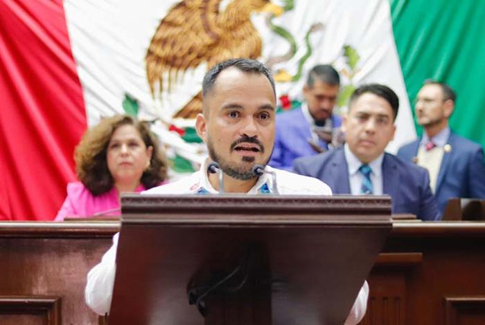 Hugo Rangel plantea reforma para regular vehículos eléctricos personales