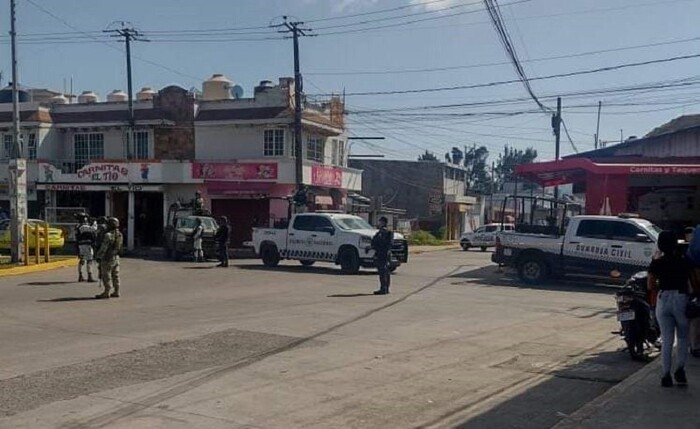 Identifican a joven asesinado en negocio de carnitas en Uruapan