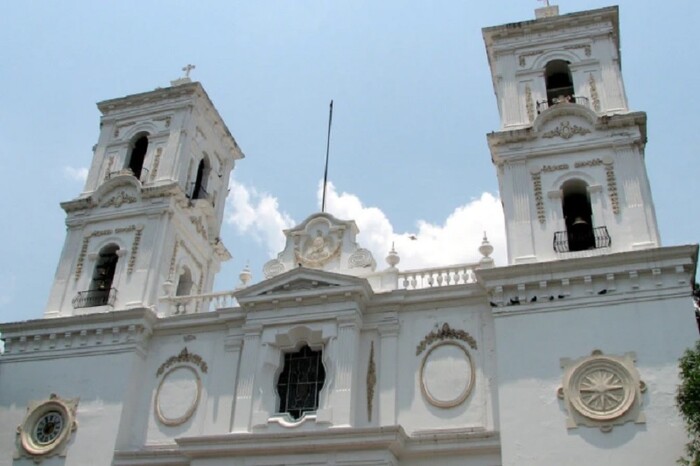  Iglesia Católica hace llamado a la paz tras asesinato de joven alcalde en México