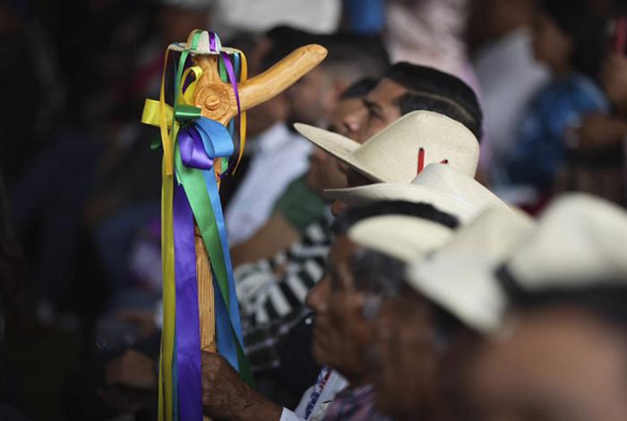Iglesia católica pide dar a comunidades indígenas peso en las decisiones que les afectan
