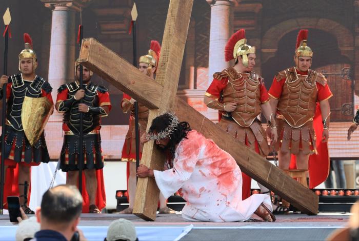 #Imágenes | Con fervor y profundo respeto se vive en Morelia la Pasión y Muerte de Jesús