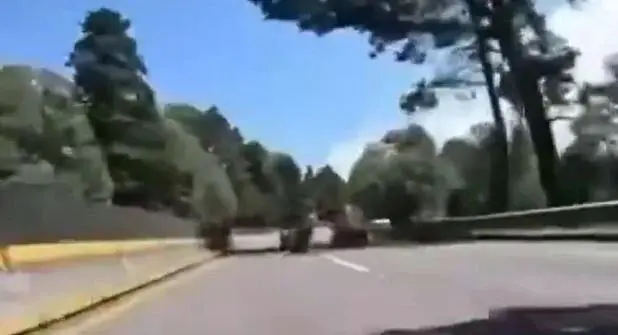 Impactante choque entre motociclistas provoca caída y caos vial en la México-Cuernavaca