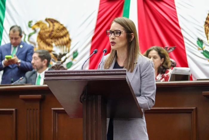 Impulsa Nalleli Pedraza incluir figura de Guía Sombra en Ley de Educación