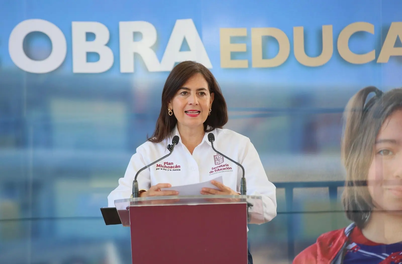 Impulso pedagógico para 92 mil estudiantes de Uruapan: Gabriela Molina