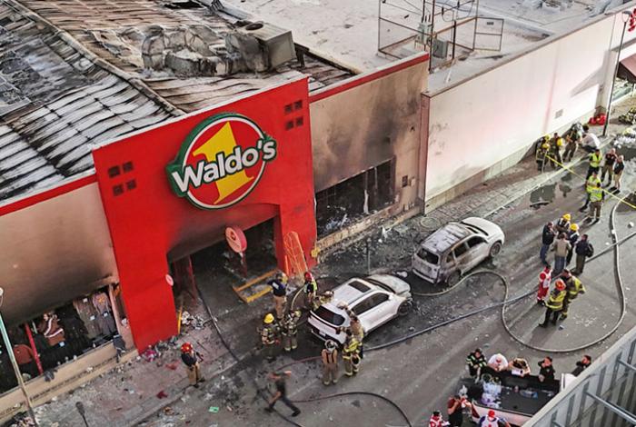 Imputan el delito de homicidio culposo a la empresa Waldo’s por incendio en sucursal de Sonora